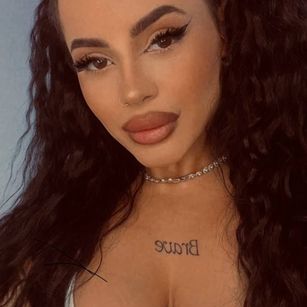 Model - Deborah bigass