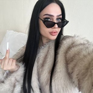 Model - SkySparks fetish