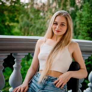 Model - Miameow young