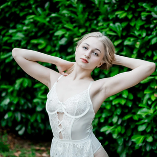 Model - Miameow blowjob