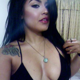 Model - ShantalDiamond blowjob