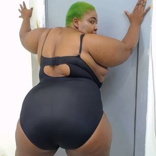 Model - Giantdeal anal