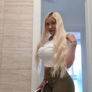 Model - JasminHere love