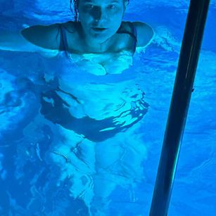 Model - NinaCherry bigtits