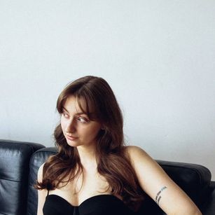 Model - Esmi domination