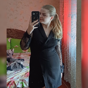 Model - MissElya28 happy