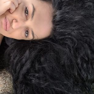 Model - CassandraS Curly