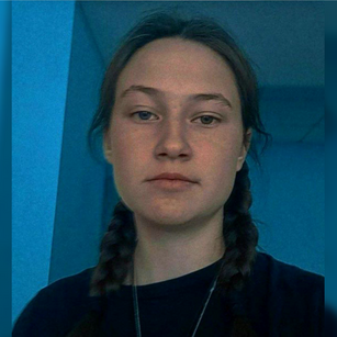 Model - StrawberryCornrows witch