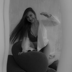 Model - Lazara sensual