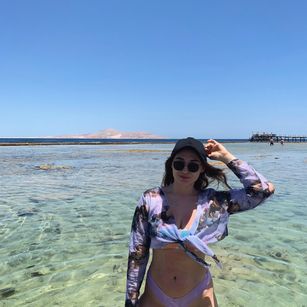 Model - Kaylin Sunny sexylegs