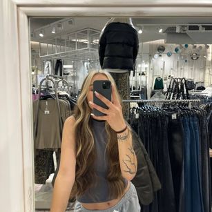 Model - Rebecca legs