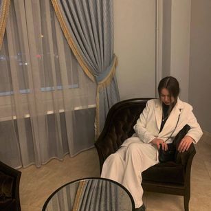 Model - Rebecca natural