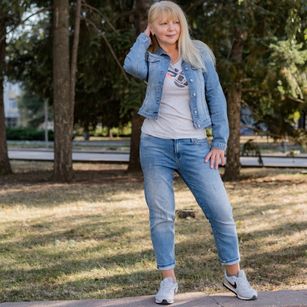 Model - FashionWoman attractive