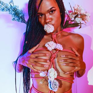 Model - Venus Fantasyy pussy