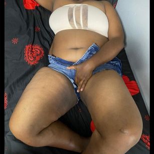 Model - Sexynaomi domination