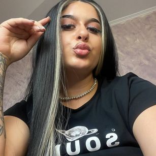 Model - Divine Aria bigtits