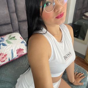 Model - Dulce_amg cum