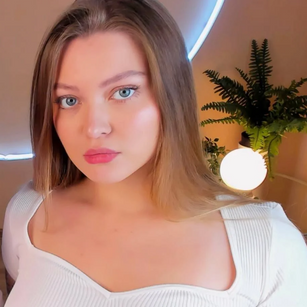 Model - Stella Louder bigtits