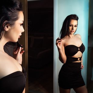 Model - LaraMoon sexy