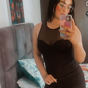 Model - Dulce_amg blowjob