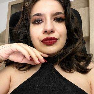 Model - YourGoddessM bdsm