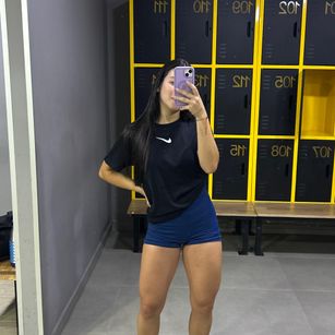 Model - Sarah Franco latina