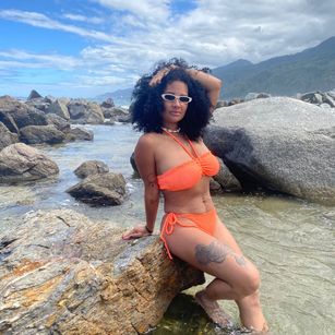 Model - curlylovehot big