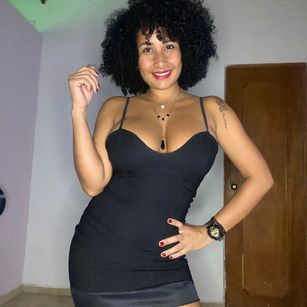 Model - curlylovehot latina