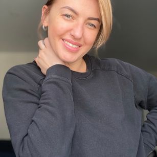 Model - Marysel loving