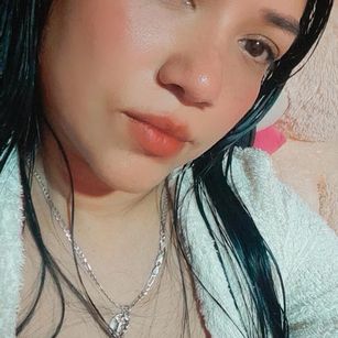 Model - karol_milf bigass