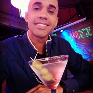 Model - Anghel Stone cum