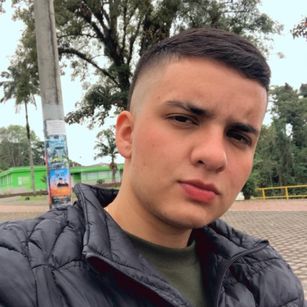 Model - MathiasCollins blowjob