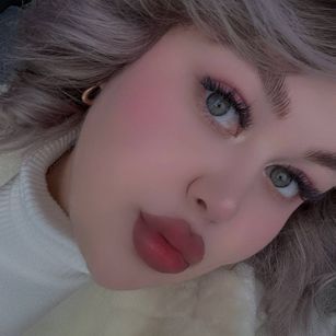 Model - Polly_Shy teen