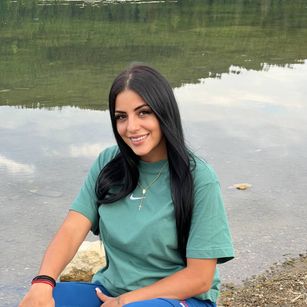 Model - Anna Bunnyx fastresponse