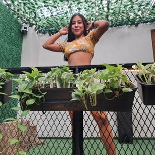 Model - Alya Gala cum