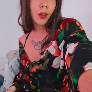 Model - evelyn vanillie webcam