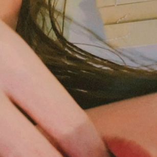 Model - evelyn vanillie masturbate