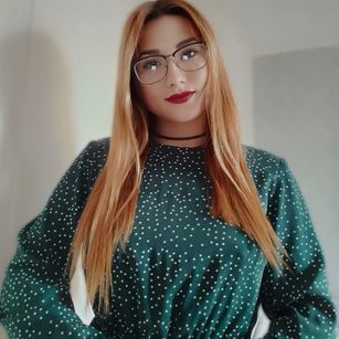 Model - Cherrycherr striptease