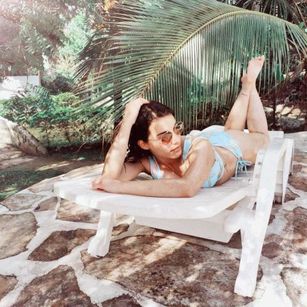 Model - Arenne pussyplay