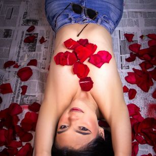 Model - ZaraClark anal