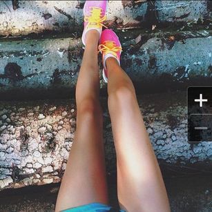 Model - Emily longlegs