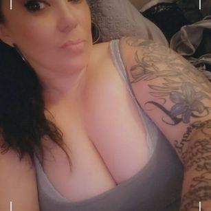 Model - Mrs Jinx MILF