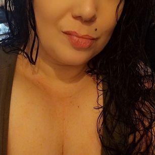 Model - Mrs Jinx Fuckhard