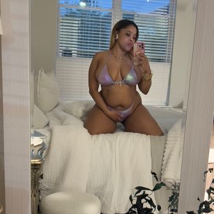 Model - prettycheek submissive