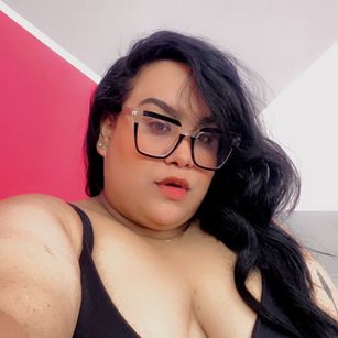 Model - LailaFat slave