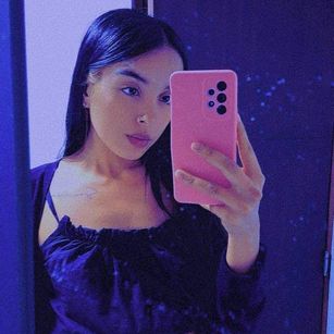 Model - AmberDux charming