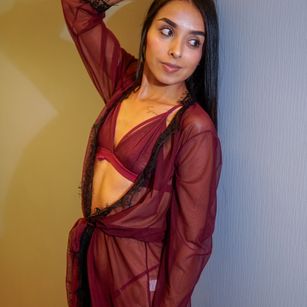 Model - AmberDux charming