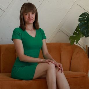 Model - LunaDreamer polite