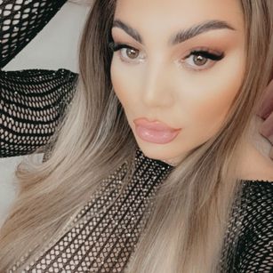 Model - Lady.crisa pussy