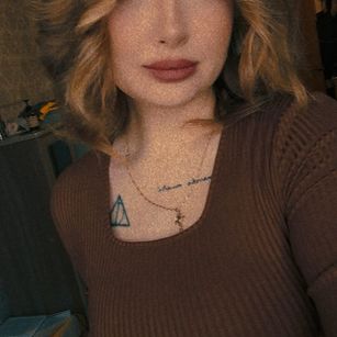 Model - Angella Wall bigtits